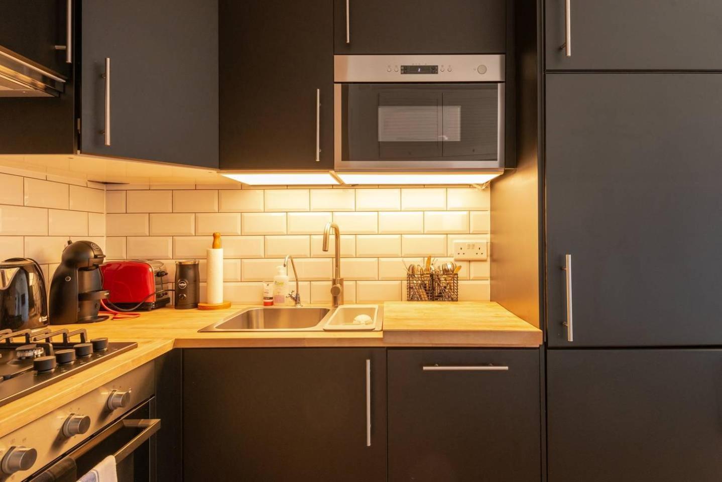Guestready - 1Br Flat Ideally Located In Zone 2 Fits 3 Lejlighed London Eksteriør billede